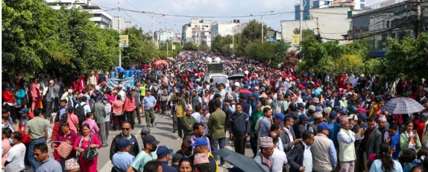 नागरिकमा भ्रम सिर्जना : शिक्षकलाई फर्कन आदेश होइन, सरकारलाई वातावरण बनाउन आदेश